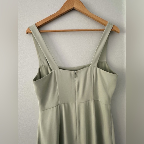 Aritzia Babaton 90's Slit Midi Dress Size 6 - Picture 5 of 7